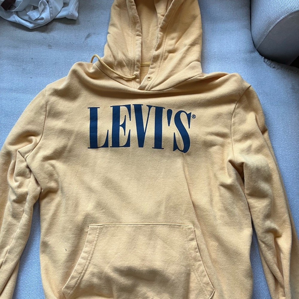 Vintage Levi’s hoodie